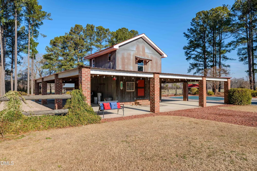 613 Will Lucas Road Linden, NC 28356