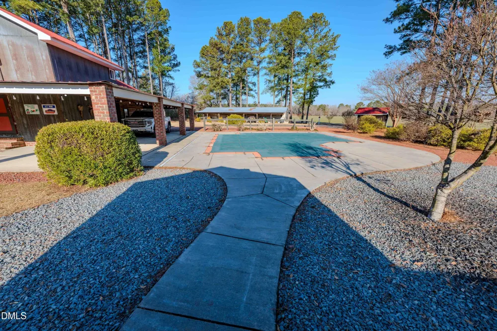 613 Will Lucas Road Linden, NC 28356
