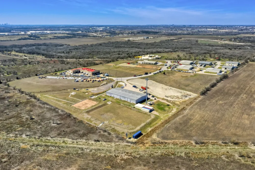 6901 LEE MANOR Cove Manor, TX 78653