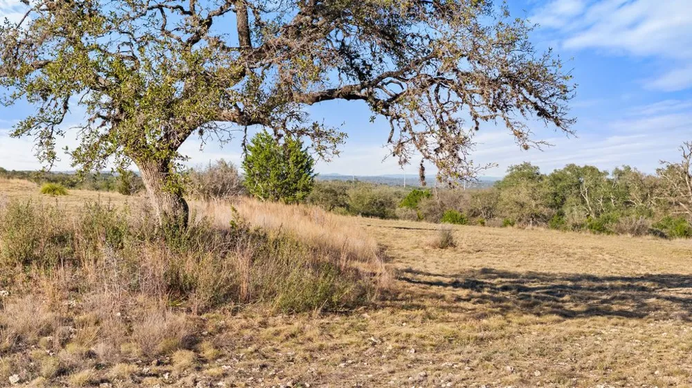 885 Stanton Road Johnson City, TX 78636
