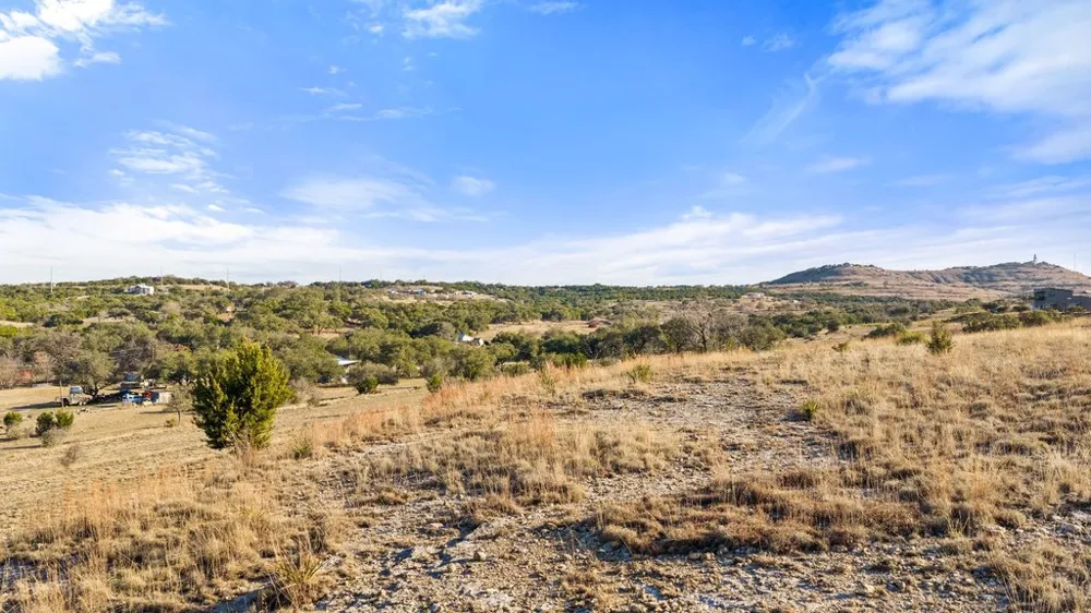 885 Stanton Road Johnson City, TX 78636
