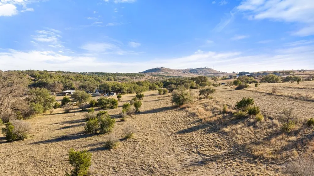 885 Stanton Road Johnson City, TX 78636