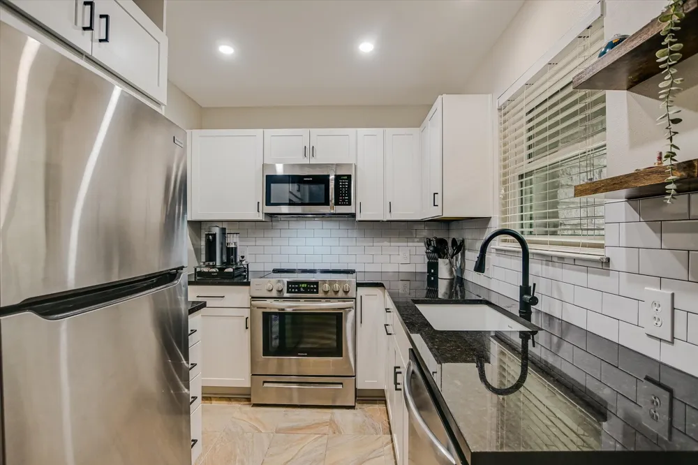9226 Jollyville Road #122 Austin, TX 78759