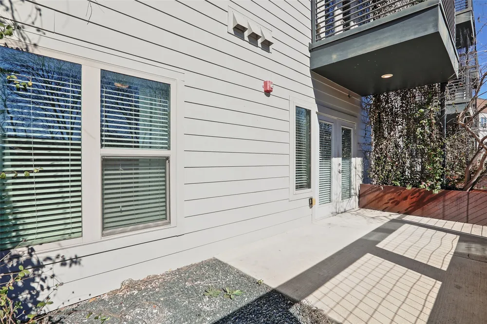 2505 Thornton Road #2211 Austin, TX 78704