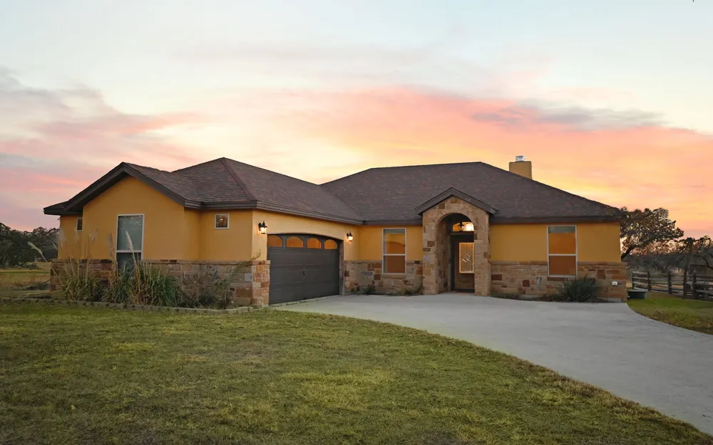 110 Chaumont Street Kingsland, TX 78639
