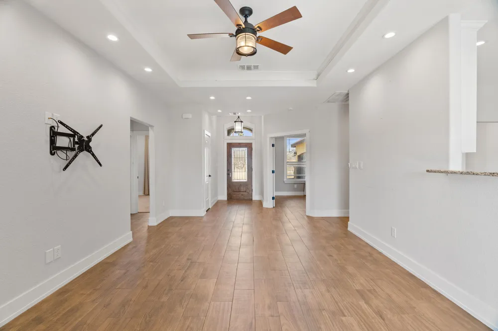 110 Chaumont Street Kingsland, TX 78639