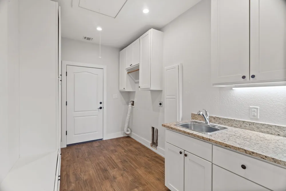 110 Chaumont Street Kingsland, TX 78639