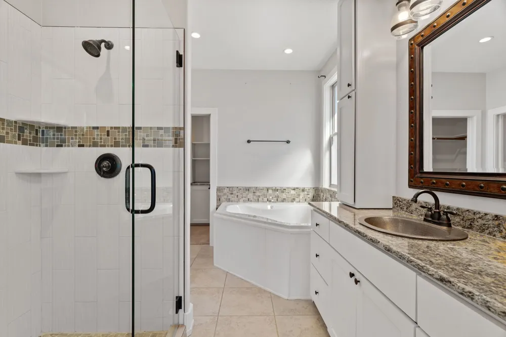 110 Chaumont Street Kingsland, TX 78639