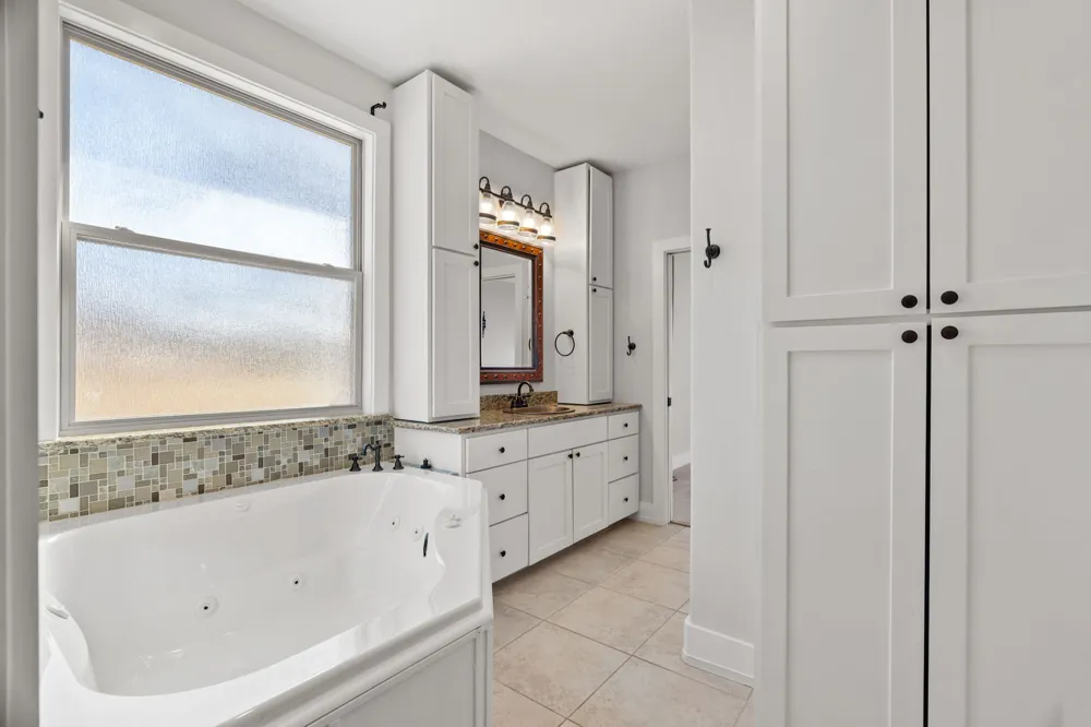 110 Chaumont Street Kingsland, TX 78639
