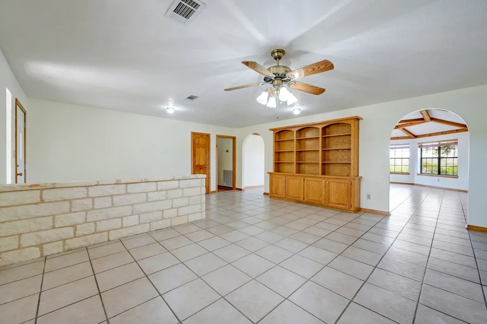 6573 Ranch Road 165 Blanco, TX 78606