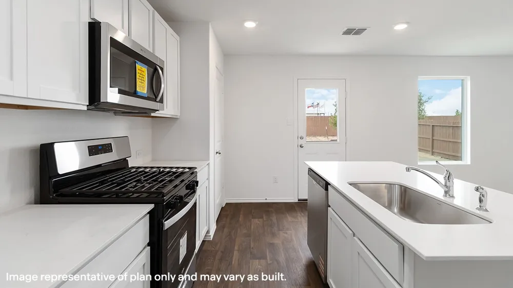 136 Wyatt Way Jarrell, TX 76537