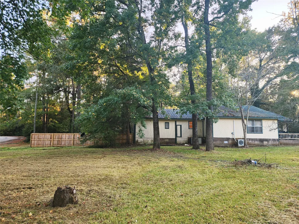 125 Hunters Drive Trinity, TX 75862