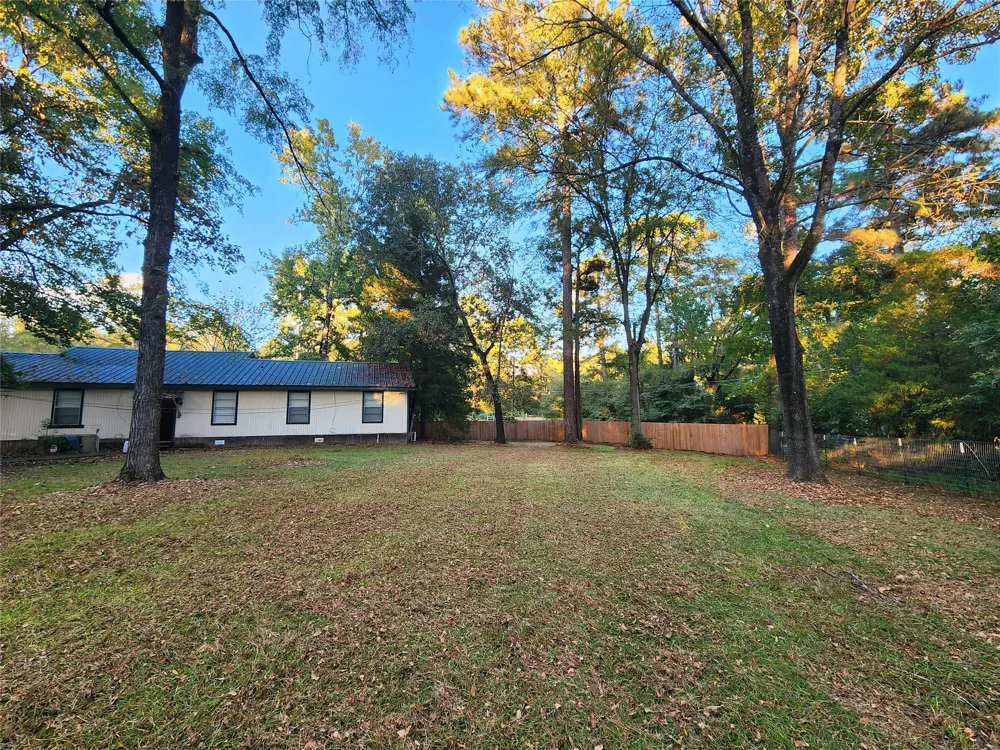 125 Hunters Drive Trinity, TX 75862