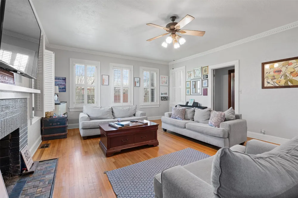 1543 W Clark Street Bartlett, TX 76511