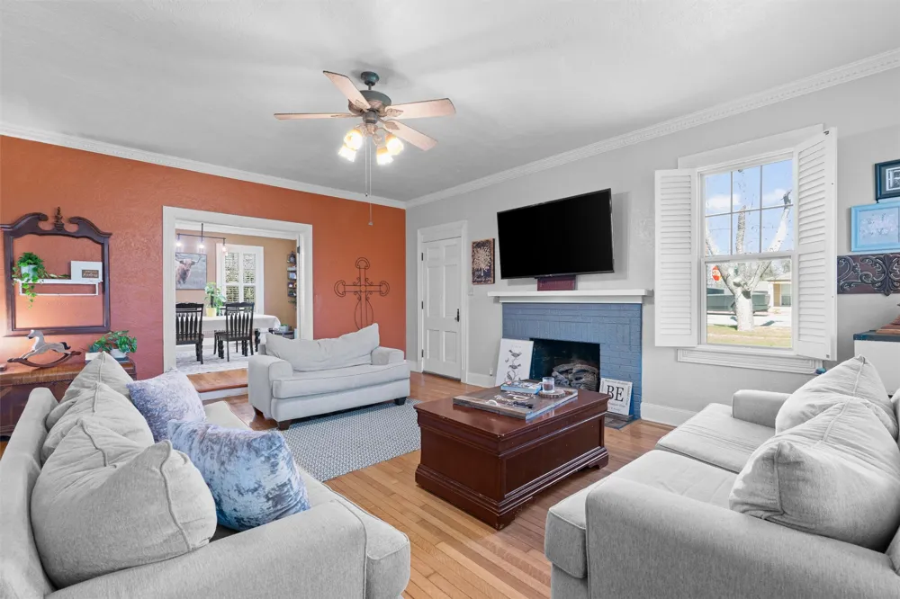1543 W Clark Street Bartlett, TX 76511