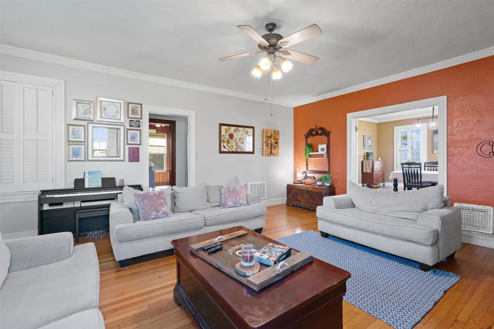 1543 W Clark Street Bartlett, TX 76511