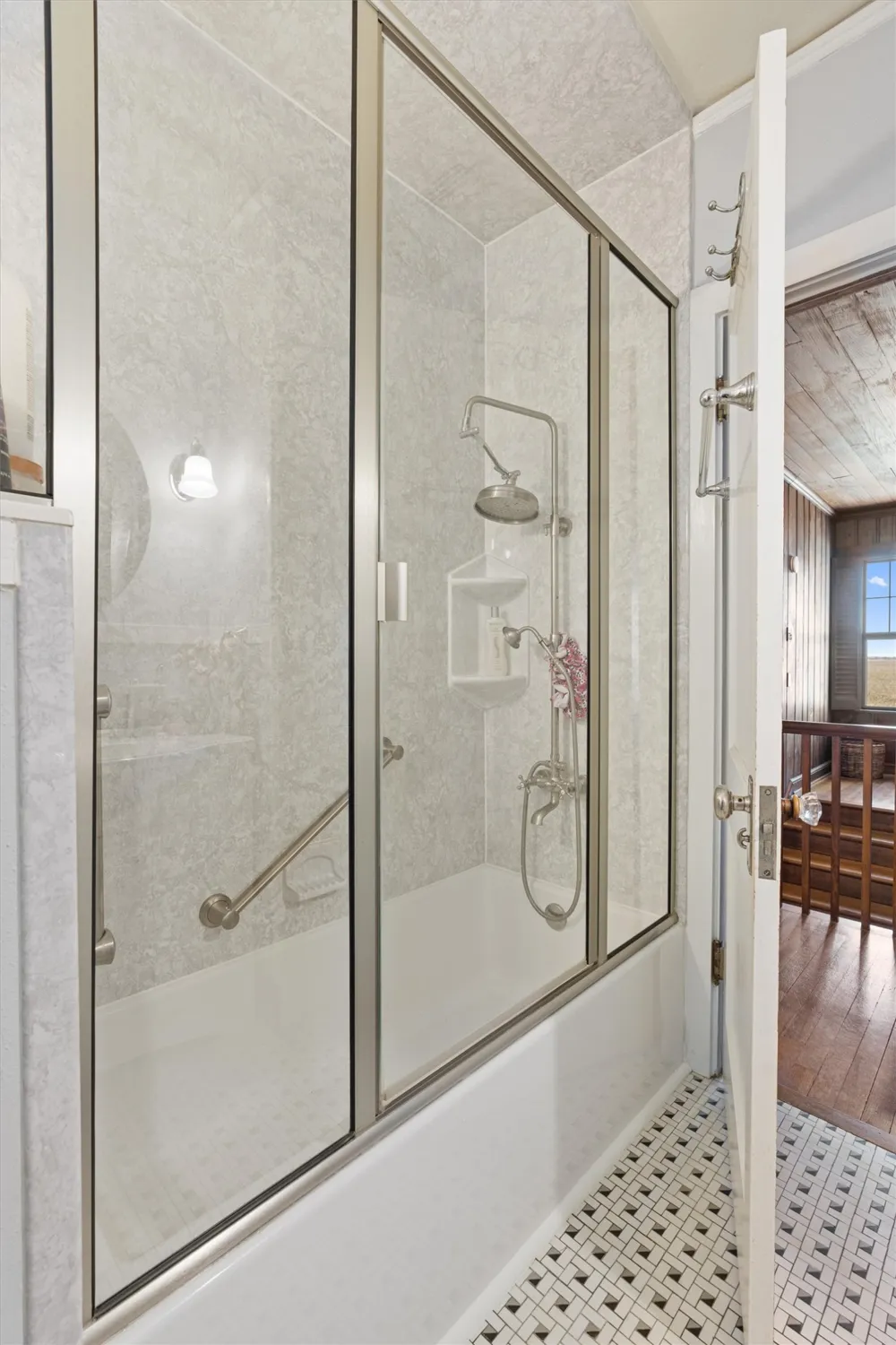 1543 W Clark Street Bartlett, TX 76511