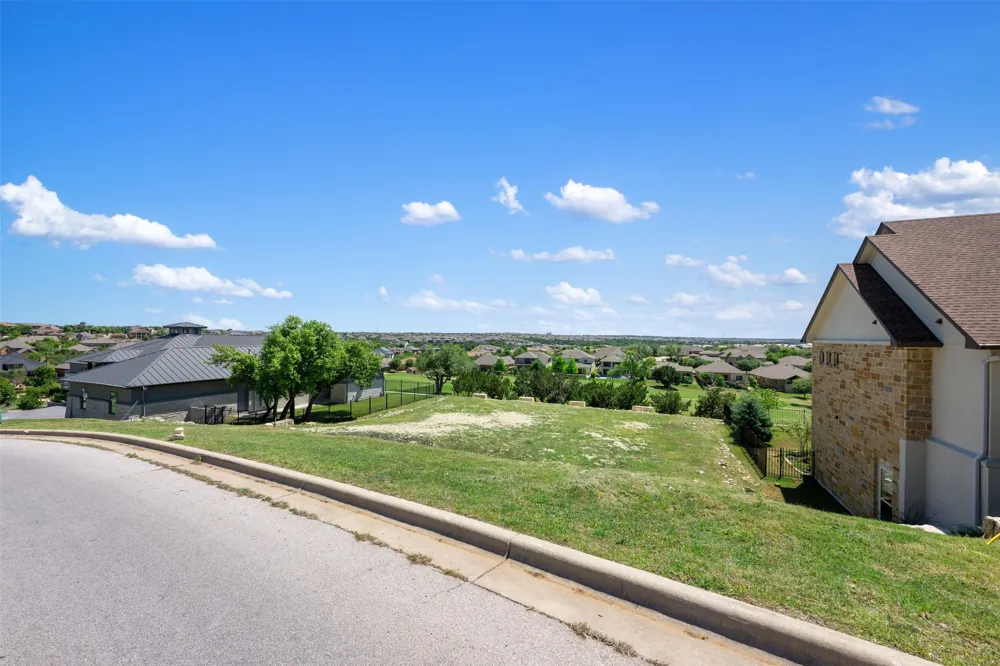 1705 Cantina Sky Drive Leander, TX 78641