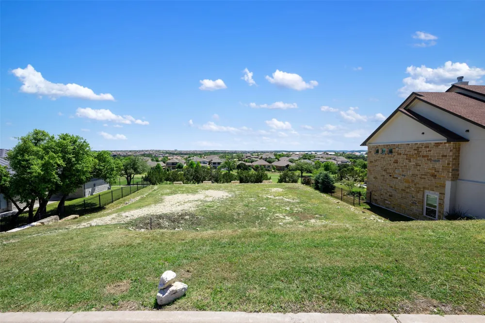 1705 Cantina Sky Drive Leander, TX 78641
