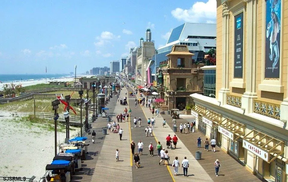 822 Adriatic Ave Atlantic City, NJ 08401