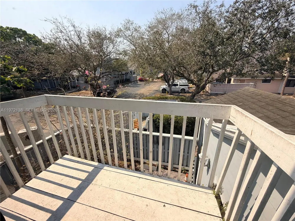 1818 Racquet Ct North Lauderdale, FL 33068