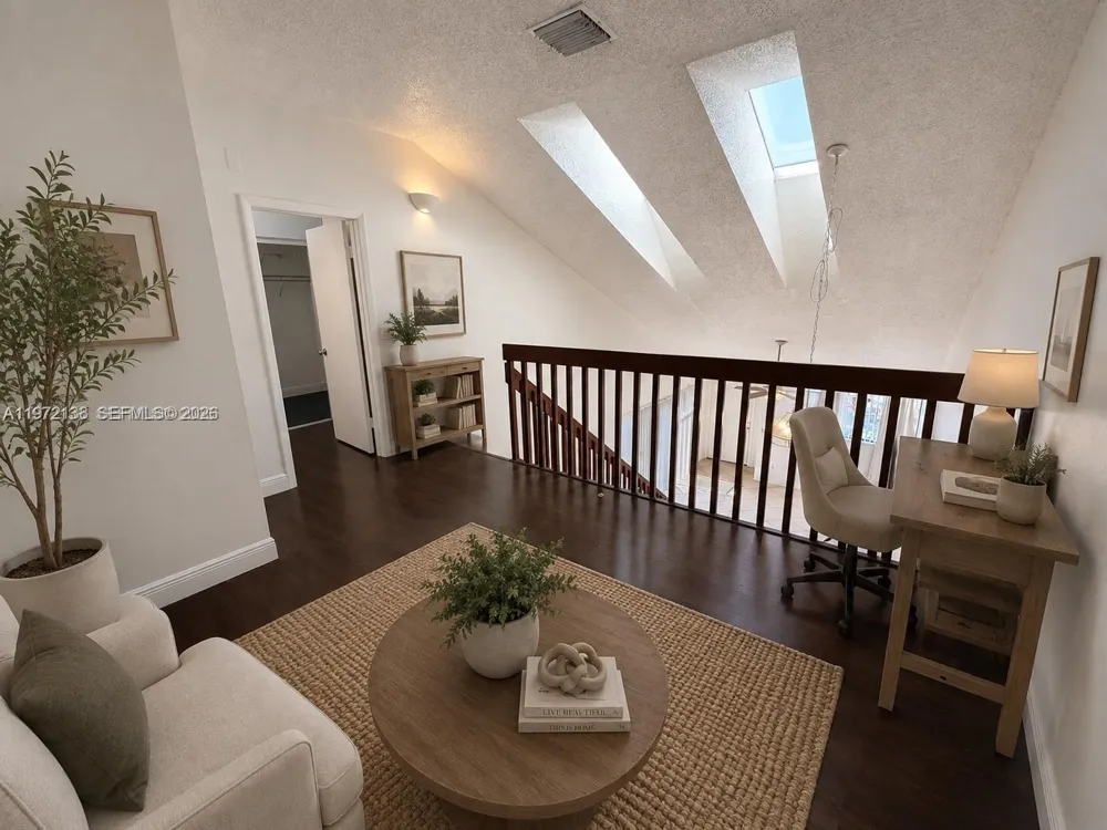 1818 Racquet Ct North Lauderdale, FL 33068