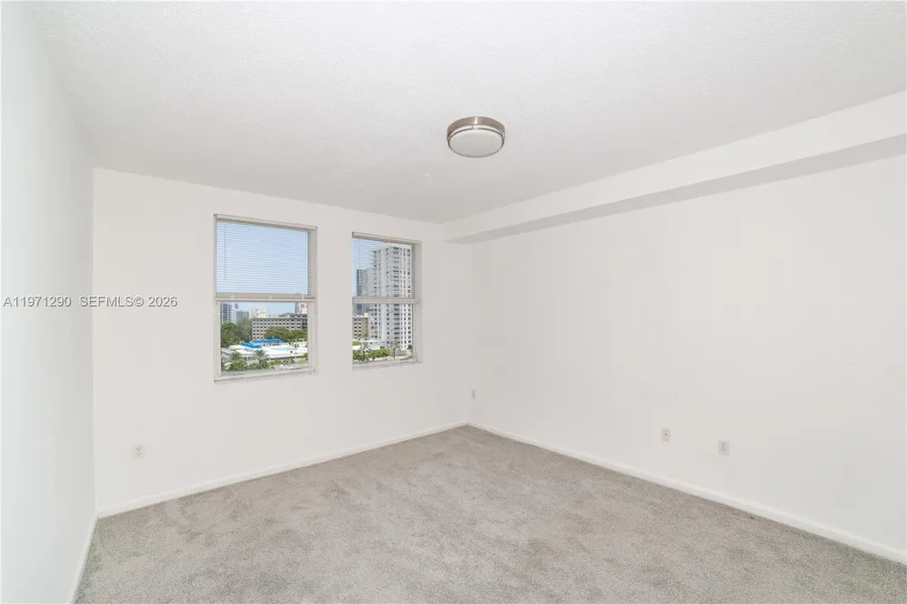 17150 Bay Rd #2911 Sunny Isles Beach, FL 33160