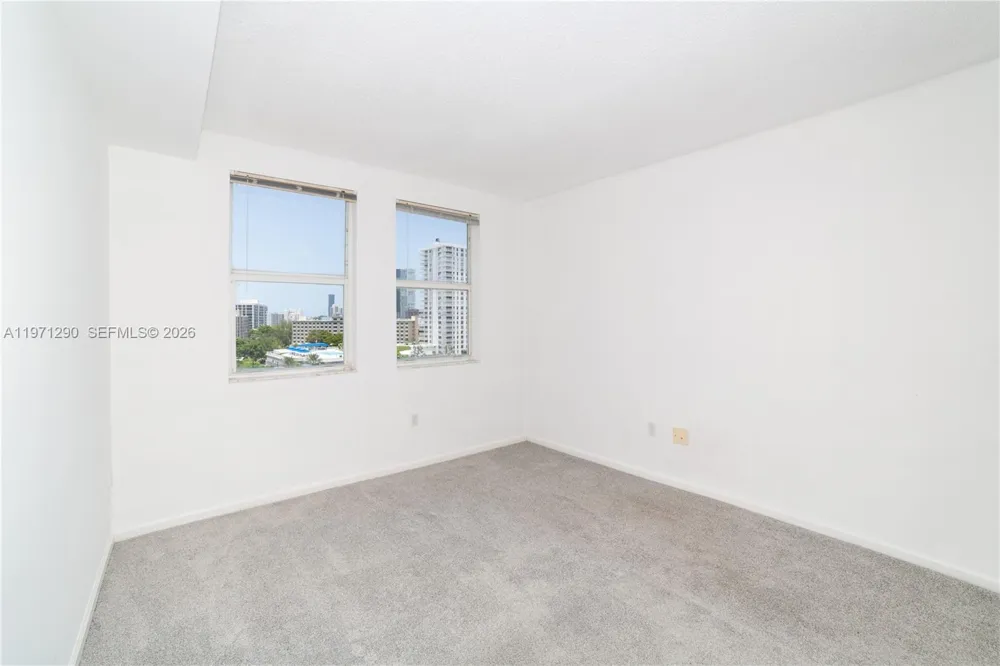 17150 Bay Rd #2911 Sunny Isles Beach, FL 33160
