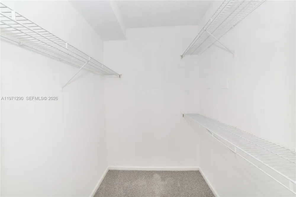 17150 Bay Rd #2911 Sunny Isles Beach, FL 33160