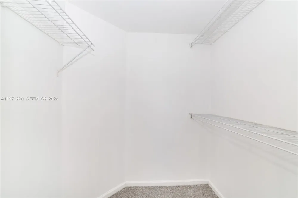 17150 Bay Rd #2911 Sunny Isles Beach, FL 33160