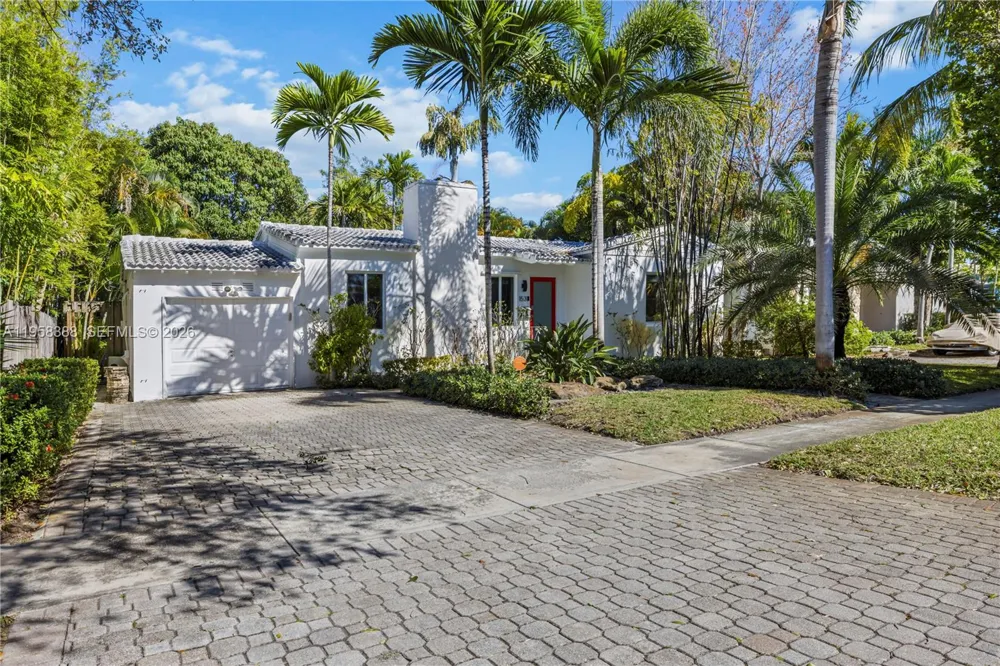 Address Not Shown Hollywood, FL 33020