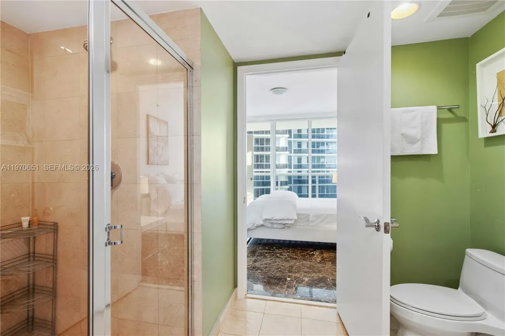 1830 S Ocean Dr #1908 Hallandale Beach, FL 33009