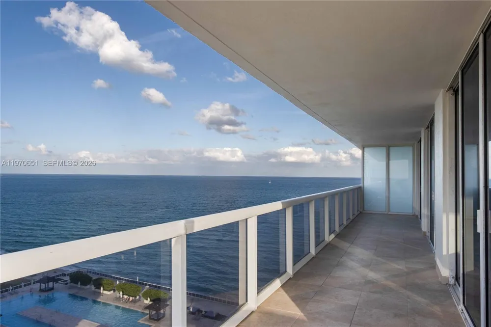 1830 S Ocean Dr #1908 Hallandale Beach, FL 33009