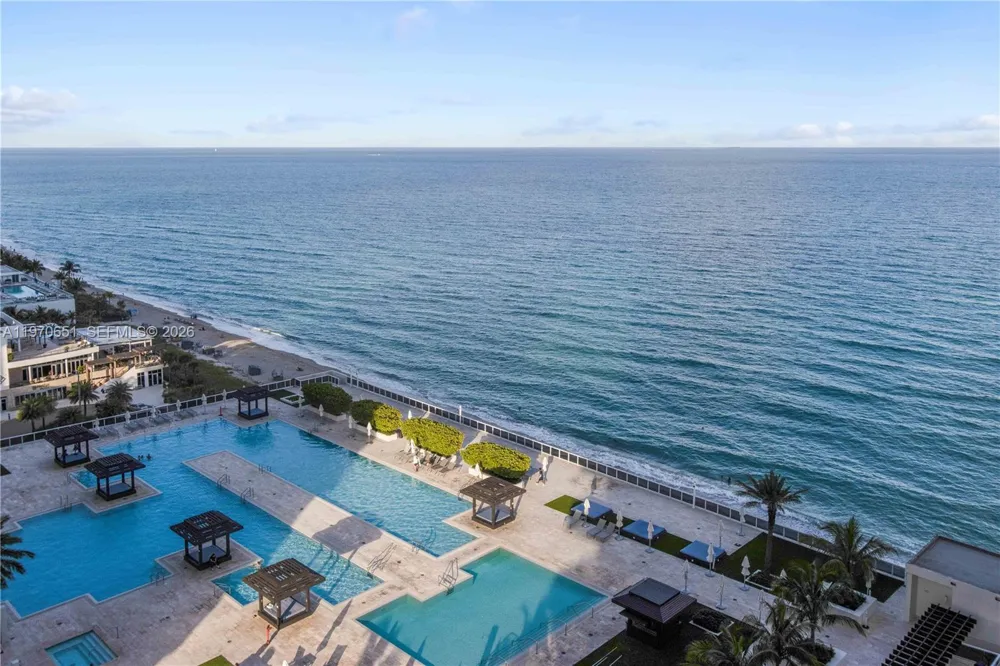 1830 S Ocean Dr #1908 Hallandale Beach, FL 33009
