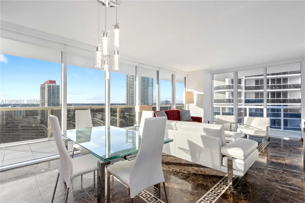 1830 S Ocean Dr #1908 Hallandale Beach, FL 33009