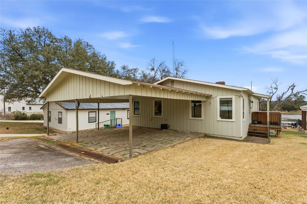 833 Sandy Mountain Drive Llano, TX 78643