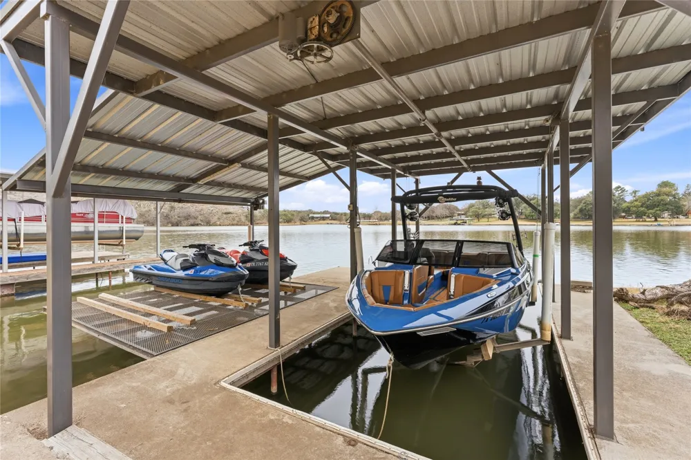 833 Sandy Mountain Drive Llano, TX 78643