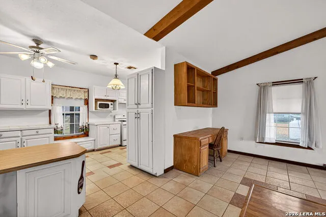 421 Coughran Pleasanton, TX 78064