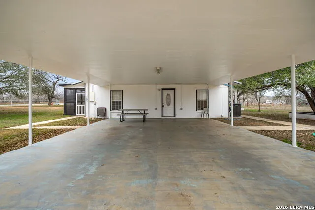 421 Coughran Pleasanton, TX 78064