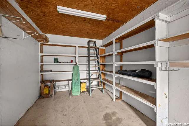 421 Coughran Pleasanton, TX 78064