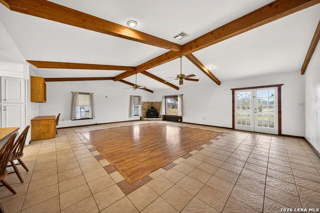 421 Coughran Pleasanton, TX 78064