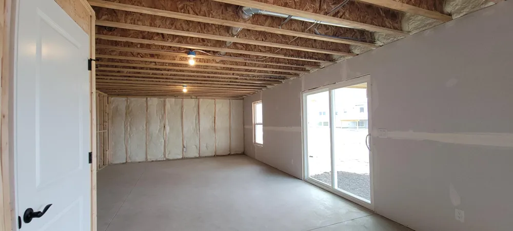 5553 Canal Avenue SW #64 Wyoming City, MI 49418