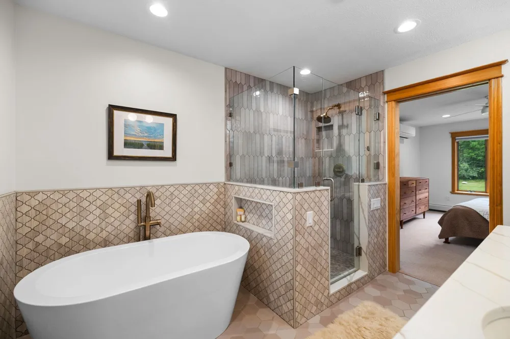 7135 E Birch Point Road Elmwood Charter Township, MI 49684