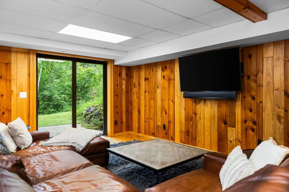 7135 E Birch Point Road Elmwood Charter Township, MI 49684