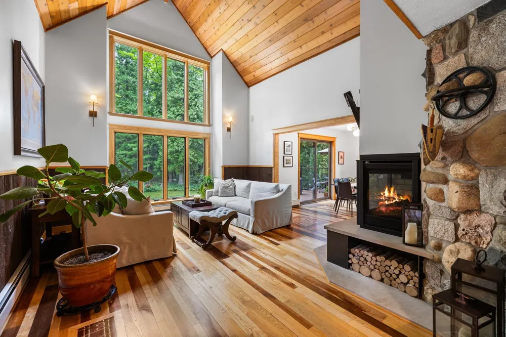 7135 E Birch Point Road Elmwood Charter Township, MI 49684