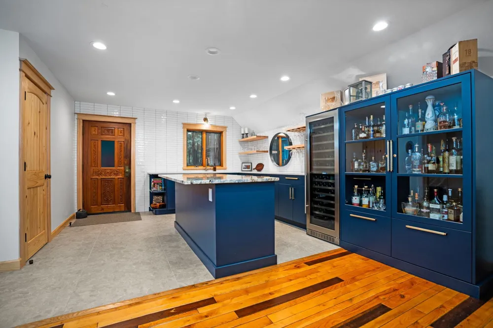 7135 E Birch Point Road Elmwood Charter Township, MI 49684