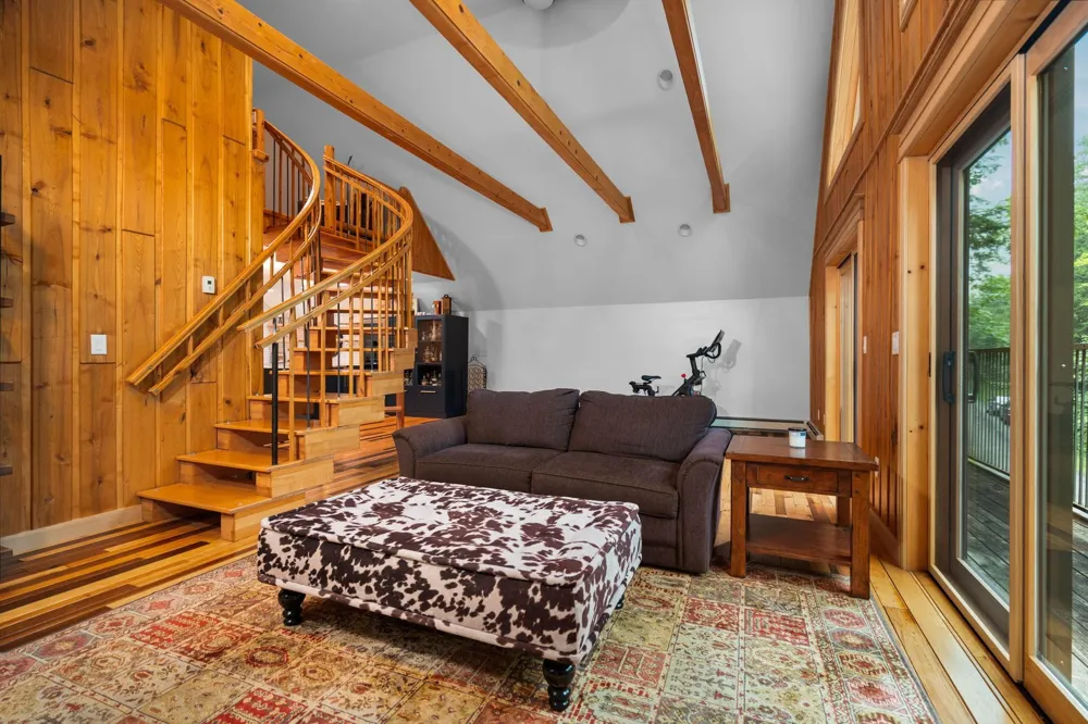 7135 E Birch Point Road Elmwood Charter Township, MI 49684