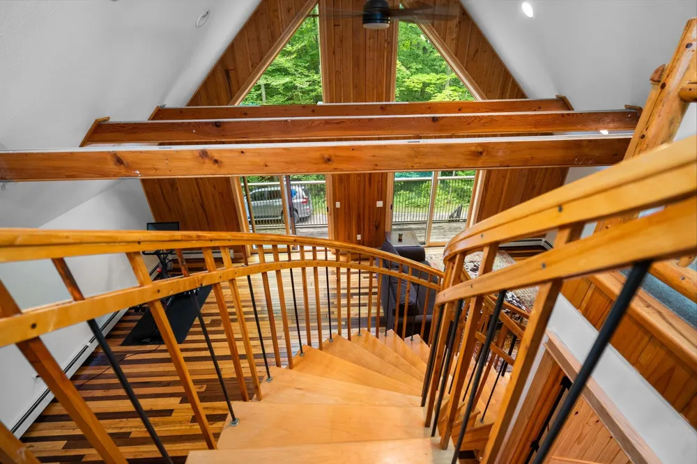 7135 E Birch Point Road Elmwood Charter Township, MI 49684