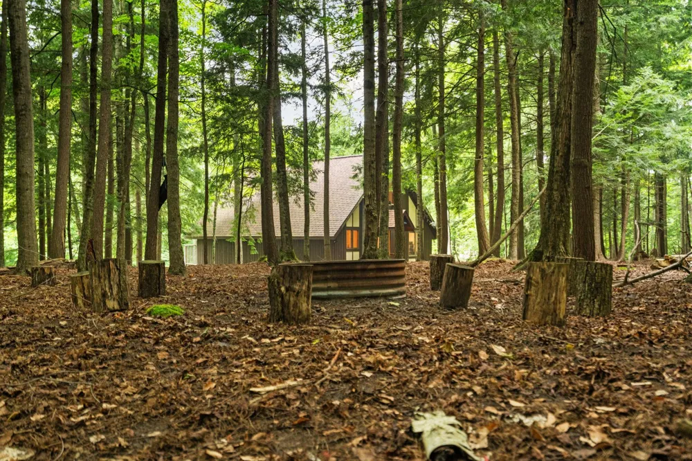 7135 E Birch Point Road Elmwood Charter Township, MI 49684