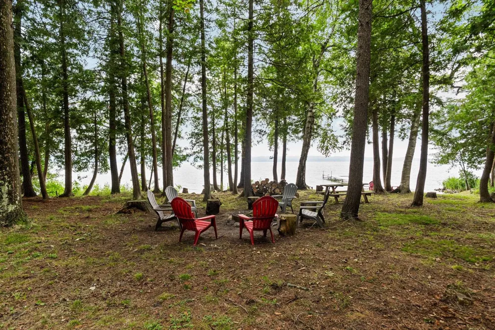 7135 E Birch Point Road Elmwood Charter Township, MI 49684